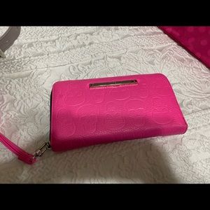 Betsey Johnson skull big wallet